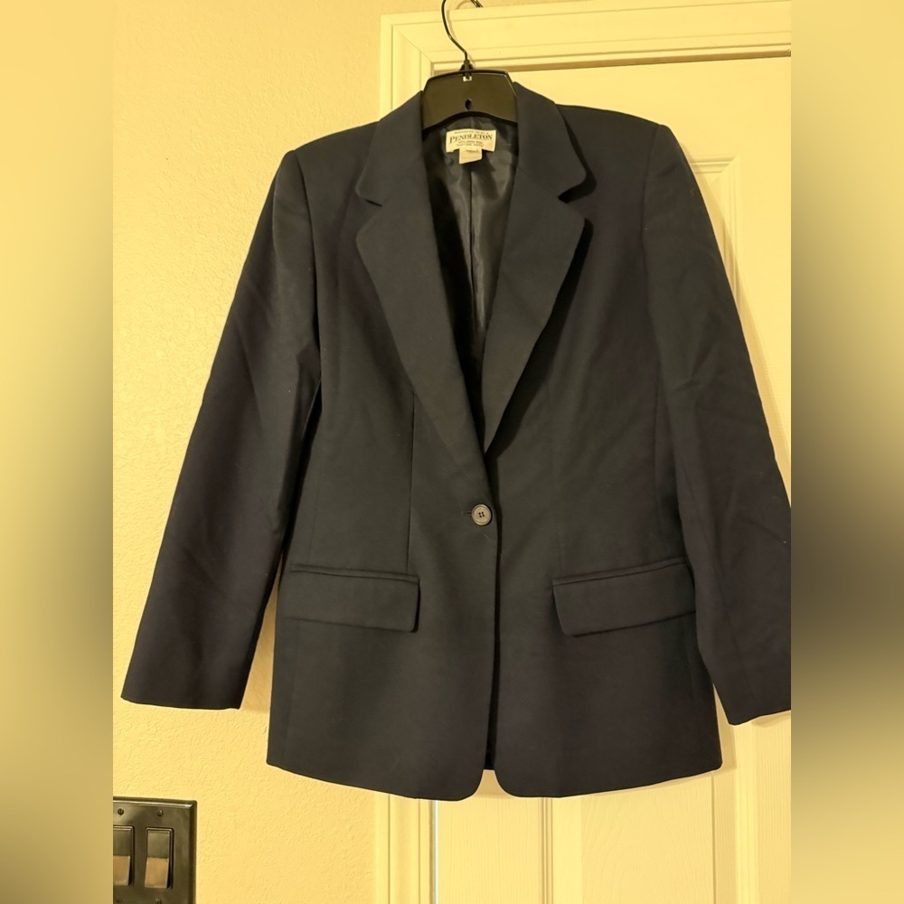 Pendleton Women's Navy Blazer